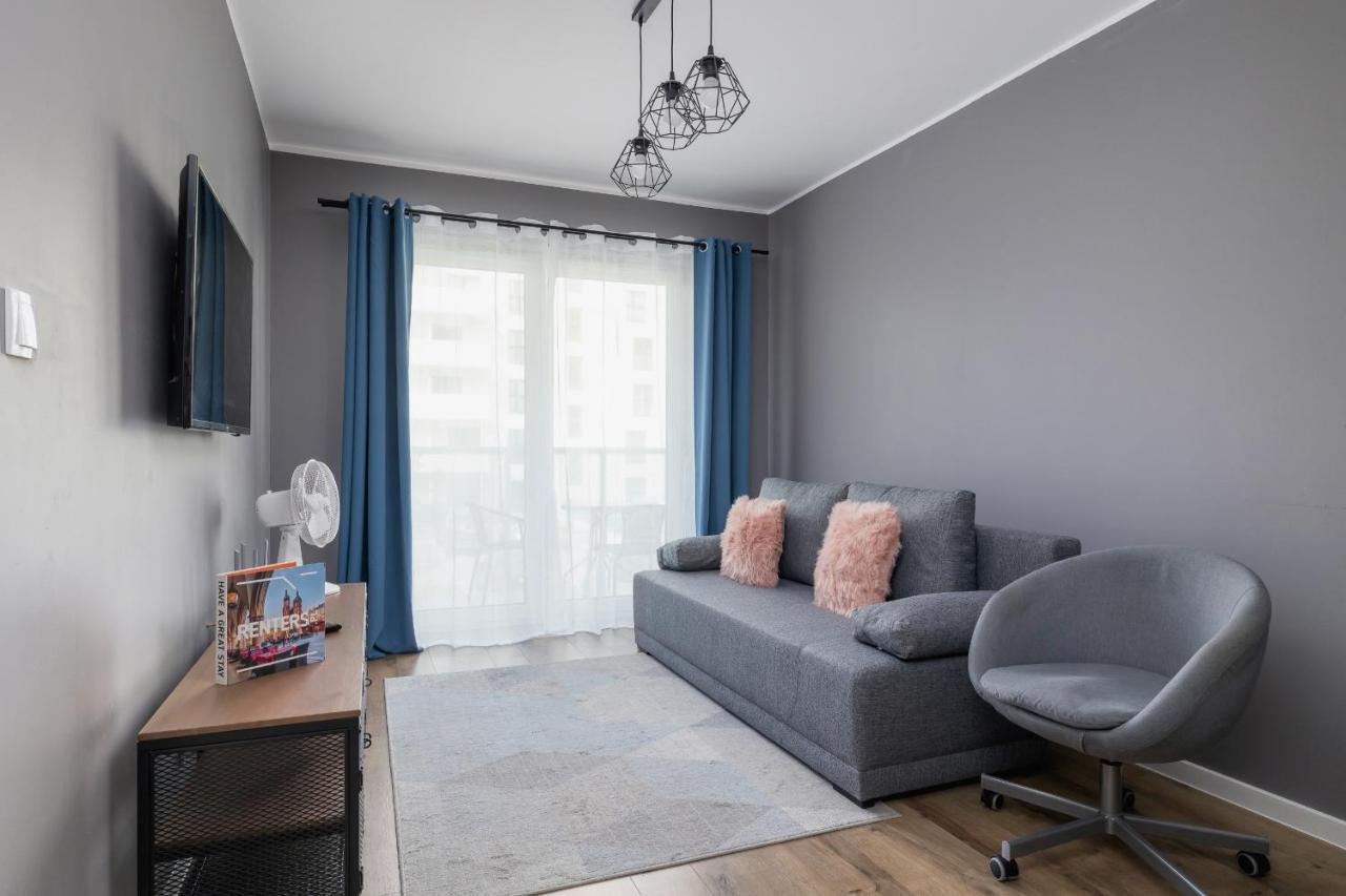 Comfy Apartment Pachonskiego With Parking In Krakow By Noclegi Renters Bagian luar foto
