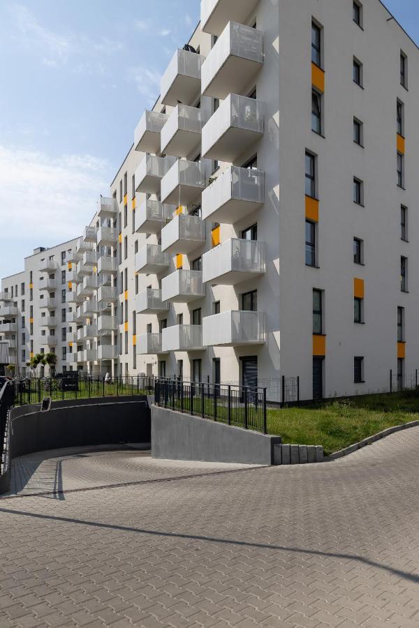 Comfy Apartment Pachonskiego With Parking In Krakow By Noclegi Renters Bagian luar foto