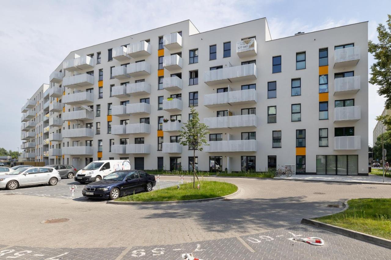 Comfy Apartment Pachonskiego With Parking In Krakow By Noclegi Renters Bagian luar foto